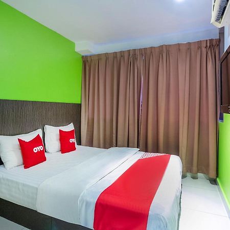 Oyo 90173 Hotel Mekong กัวลาลัมเปอร์ ภายนอก รูปภาพ